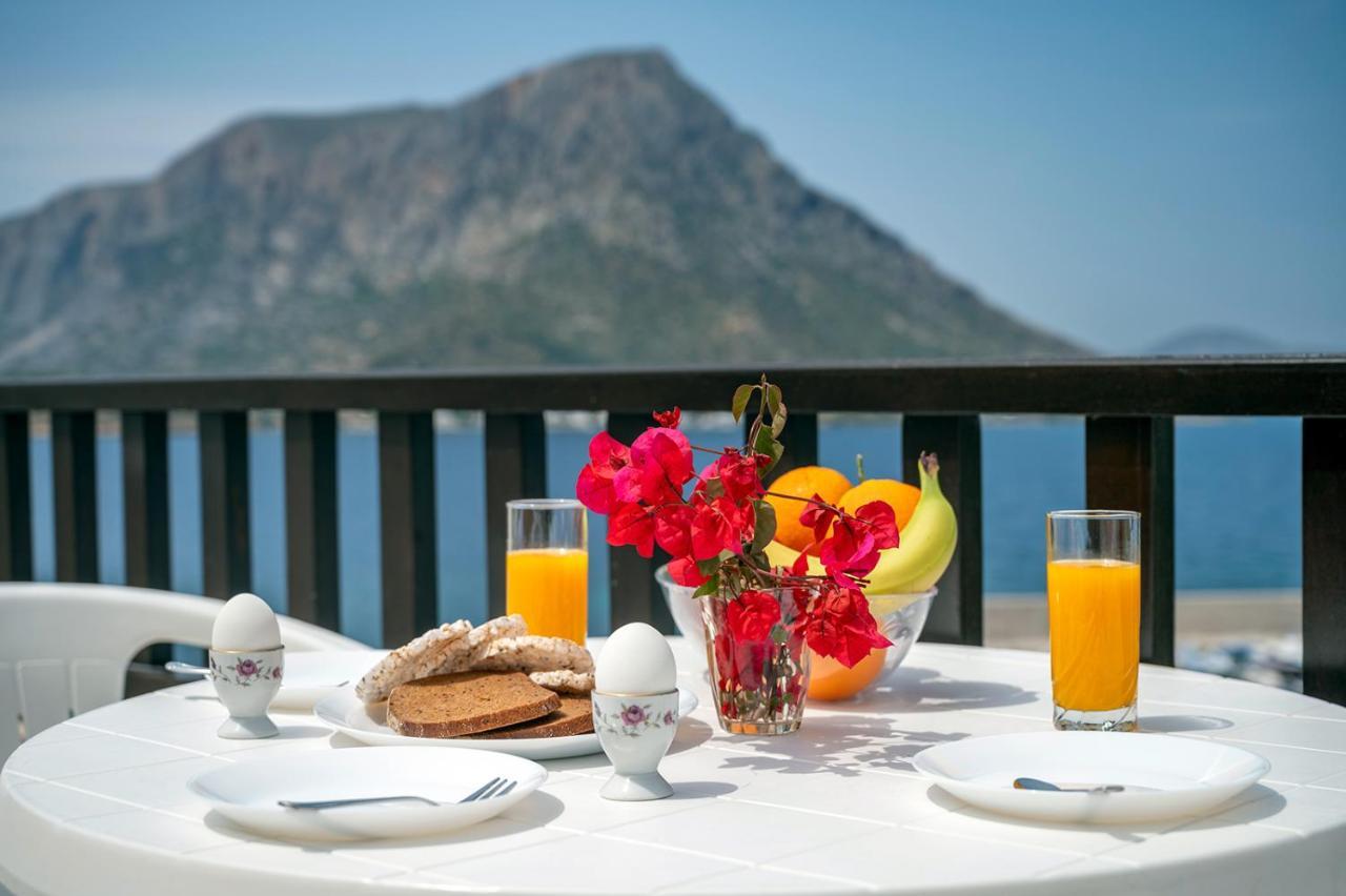 Pelagos Seafront Accommodation - Maria Myrties 外观 照片