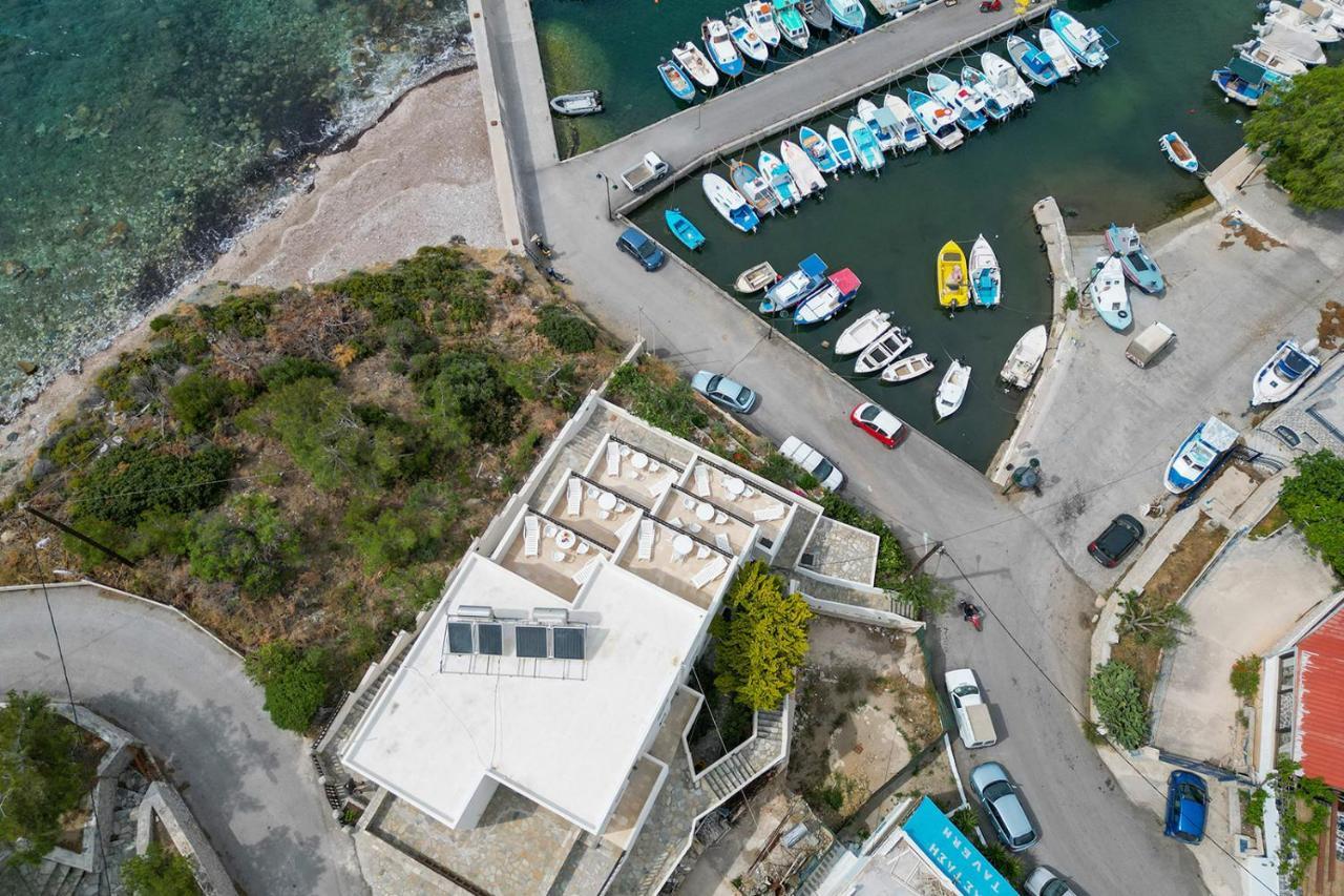Pelagos Seafront Accommodation - Maria Myrties 外观 照片