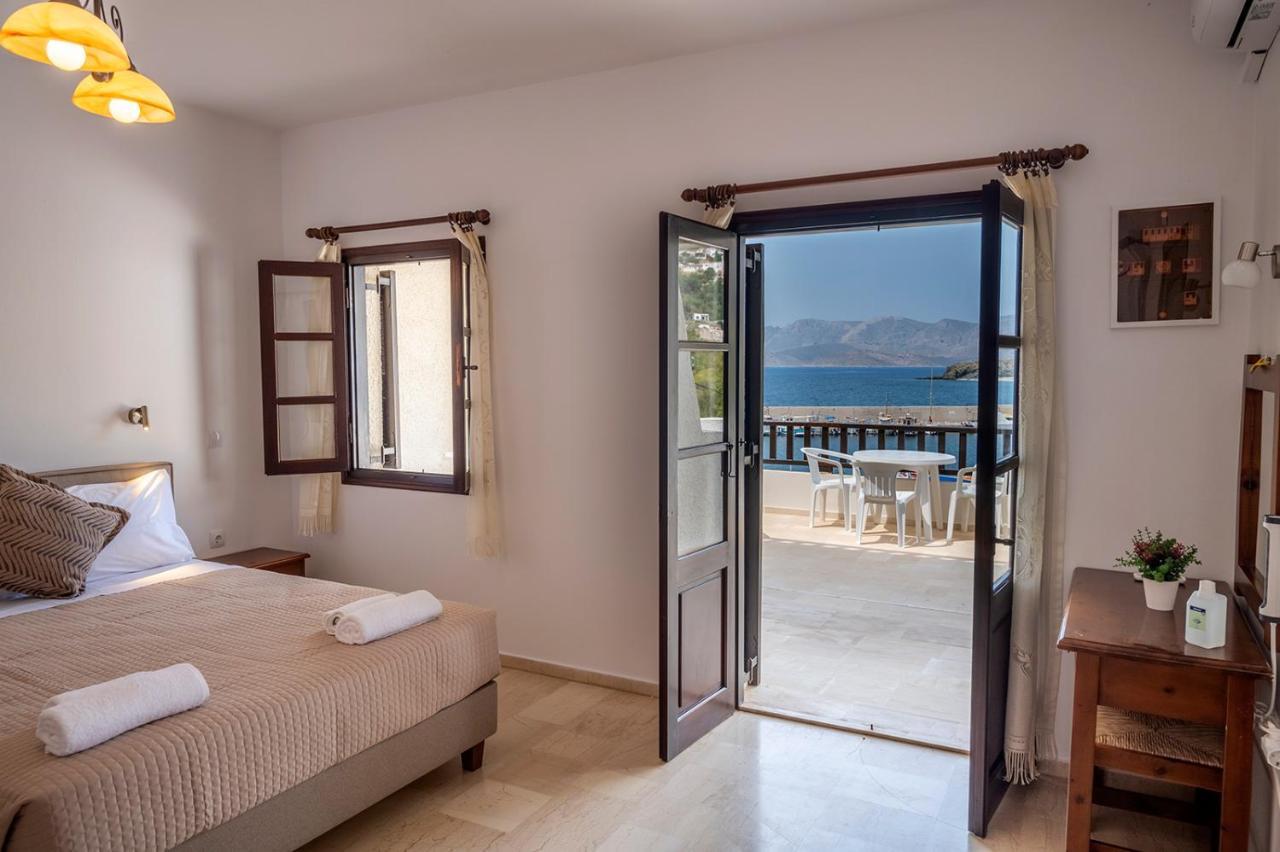 Pelagos Seafront Accommodation - Maria Myrties 外观 照片